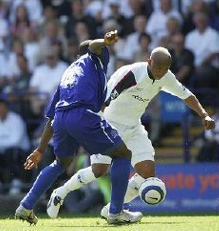 El Hadji Diouf spillede en fornuftig kamp for Bolton. - Foto: AP 