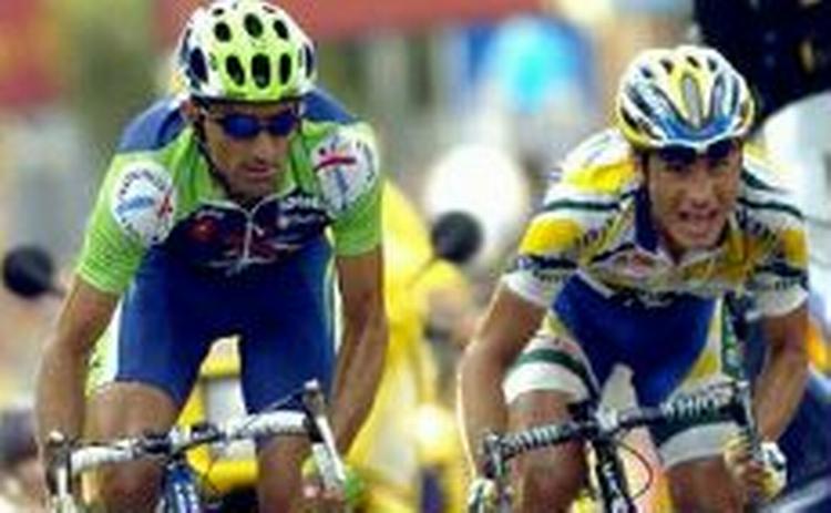 Årets Vuelta de Espana i Avila i Spanien sidste år. I år venter der udmarvende stigninger for rytterne- Foto: AP 