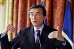 Den franske udenrigsminister Philipe Douste-Blazy opfordrer Tyrkiet til at anerkende Cypern - Foto: AP 