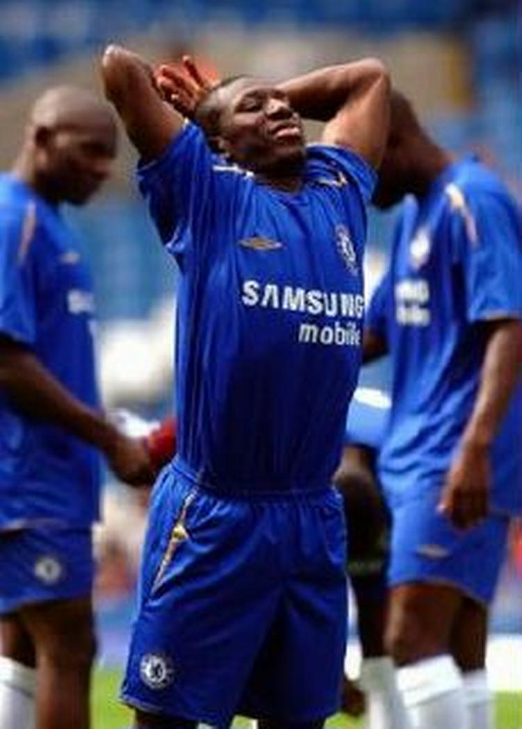 Shaun Wright-Phillips skiftede fra Manchester City til Chelsea denne sommer. Prisen var små 230 millioner. - Arkivfoto: AP. 