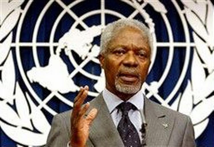 FN s generalsekretær Kofi Annan kommer på hårdt arbejde, når han skal finde de nødvendige kompromiser for FN s fremtidige arbejde. Alene USA har 750 ændringsforslag.   Foto: AP 