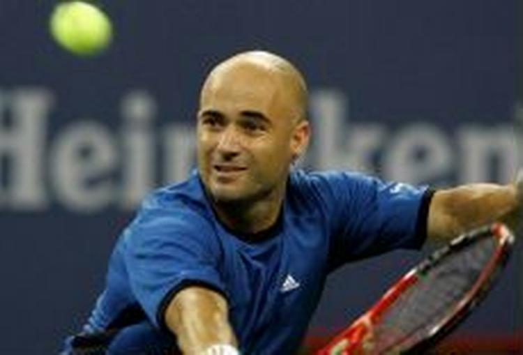 Andre Agassi kom videre i US Open, men med stort besvær. - Foto: AP 
