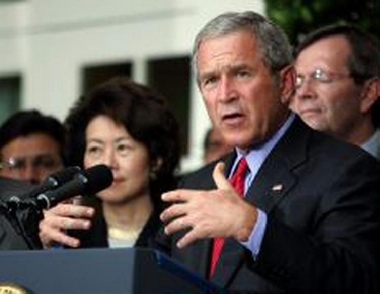 Bush er fortsat upopulær i Europa. - Arkivfoto: AP 