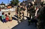 Al-Qaeda har invaderet en irakisk by nær den syriske grænse - Foto: AP 