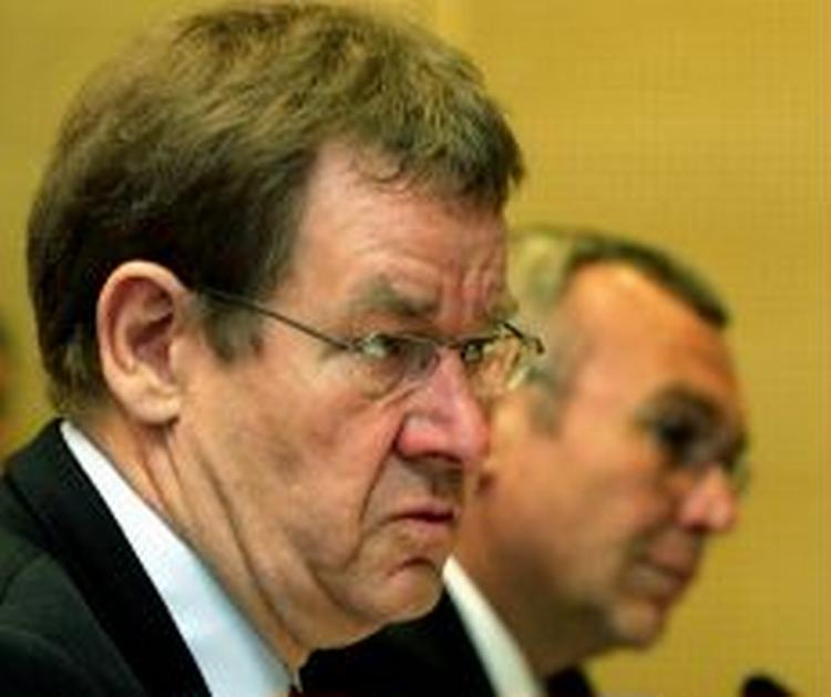 Særligt Poul Nyrup Rasmussen risikerede at blive omgivet af kold luft, hvis han dukkede op i Aalborg, vurderer flere. - Arkivfoto: AP 