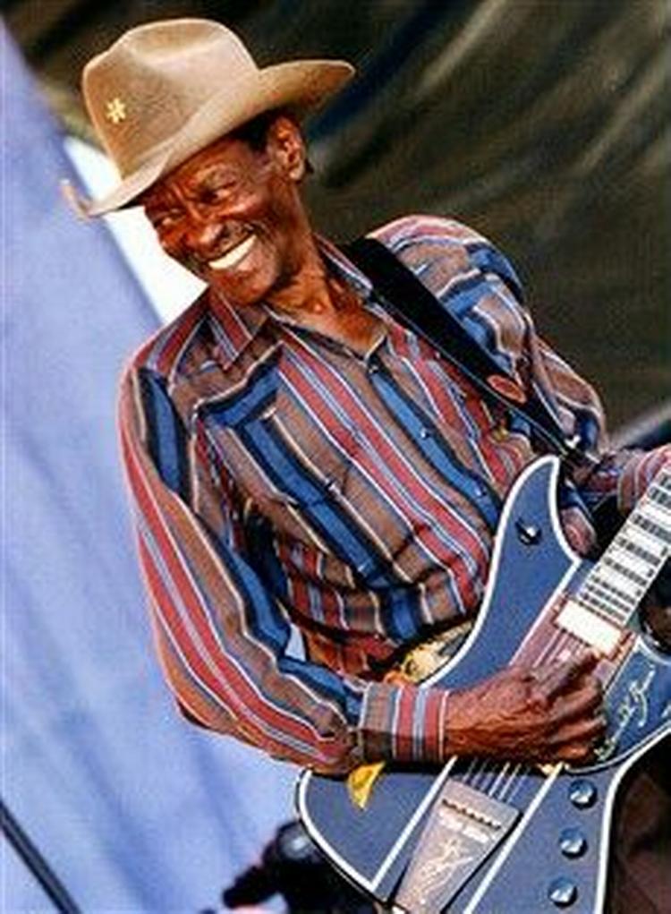 Clarence  Gatemouth  Brown fik ødelagt sit hjem ved New Orleans, da Katrina raserede området, og forleden døde han i Texas.   Foto: High Tone Records 