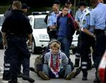 Politiet har anholdt 70 fans. - Foto: Jens Dresling 