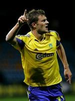 Morten Skoubo jubler over scoringen til 1-0. - Foto: Jens Dresling 