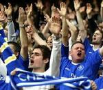 Chelseas fans må til lommerne hvis de vil se deres helte spille. - Arkivfoto: AP. 