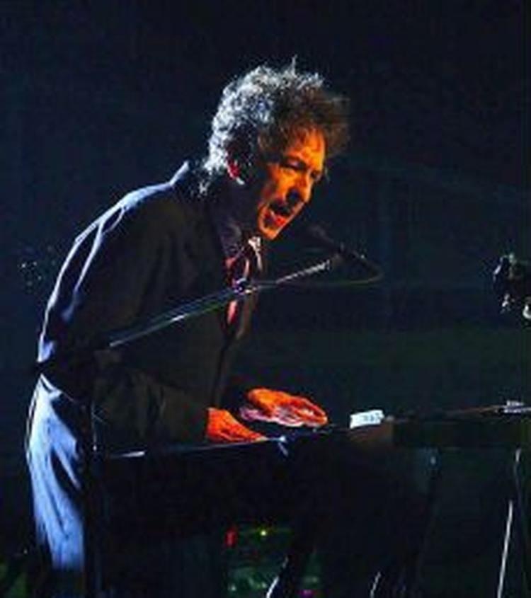 Dylan har skrevet en eksklusivaftale med kaffegiganten Starbucks. - Arkivfoto: AP 