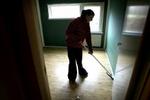 Servicefagene tørster efter arbejdskraft. Alle, der uddannes, får job. Turisme, transport og rengøring er nogle af fagene, som mangler folk. - Arkivfoto: Thomas Wilmann 