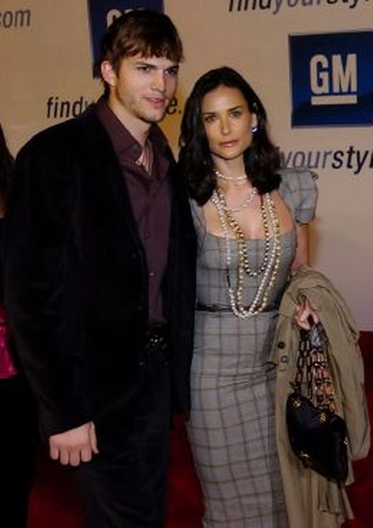 Skuespillerne Demi Moore og Asthon Kutcher har lovet hinanden evig troskab. Foto: AP 