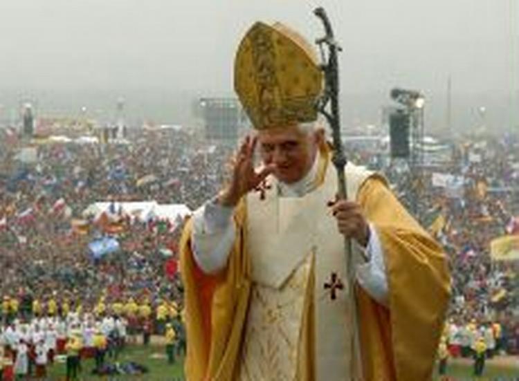 Stasi havde Joseph Ratzinger i søgeren, men fandt intet snavs. - Foto: AP 