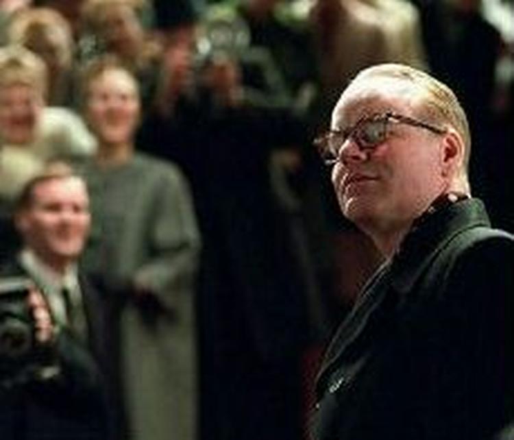 Her ses en meget vellignende Philip Seymour Hoffman som Capote i filmen, der blev vist i sidste måned på Toronto International Film Festival.   Foto: Attila Dory 