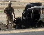 Britiske soldater på patrulje uden for Basra i Sydirak. - Arkivfoto: AP 