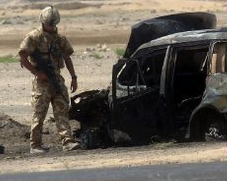 Britiske soldater på patrulje uden for Basra i Sydirak. - Arkivfoto: AP 