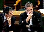 Statsministeren og den konservative partileder Bendt Bendtsen under åbningsdebatten. - Foto: Jens Dresling 