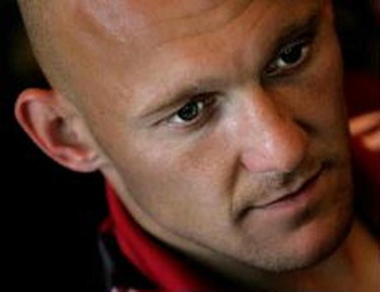 Thomas Gravesen skal sammen med Christian Poulsen være dem, der vender spillet, mener Per Nielsen. - Arkivfoto: Lars Poulsen 