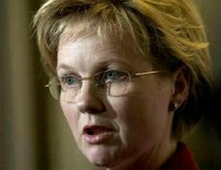 Udenlandske studerende må fremover kun arbejde ved siden af studierne, hvis de går på en videregående uddannelse, bebuder beskæftigelsesminister Rikke Hvilshøj. - Arkivfoto: Jens Dresling 