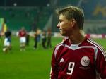 Jon Dahl Tomasson og resten af landsholdet fik knust drømmen om VM i Albanien, hvor Tyrkiet hev en spinkel sejr hjem. - Foto: AP 