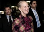Dronning Margrethe forlod Rigshospitalet efter lidt over en times besøg. - Foto: Thomas Borberg 