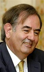 Den danske regering afviste stort set al kritik fra Europarådets menneskerettighedskommissær Alvaro Gil-Robles sidste år. - Arkivfoto: AP 