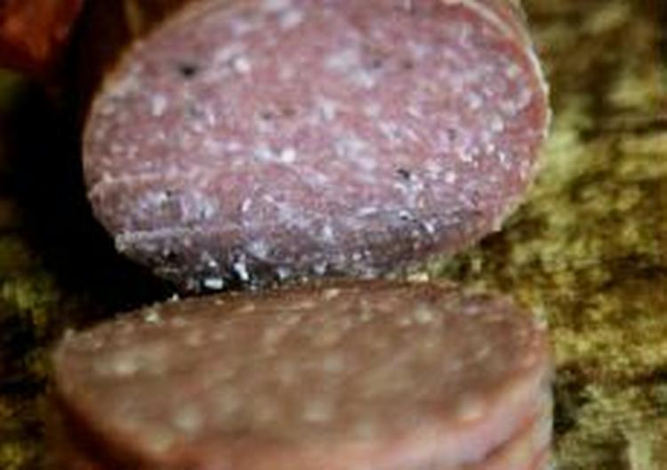 Den ny spegepølse skulle ikke smage anderledes end de velkendte, lover forskerne. - Arkivfoto: Mads Nissen 