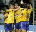 Jublende Brøndby-spillere efter Kasper Lorentzens mål til 2-0. - Foto: Lars Poulsen 