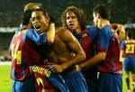 Ronaldinho er blandt topfavoritterne til at løbe med årets Ballon d'Or. - Foto: AP 