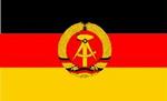 Den hedengangne DDR-stats flag. 
