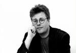 Stieg Larsson var selv storforbruger af krimier, men var ofte irriteret over, at forfatterne koncentrerede sig om en eller to personer i stedet for at folde handlingen ud, så hele samfundet kunne træde frem.   Foto: David Lagerlöf/Expo 
