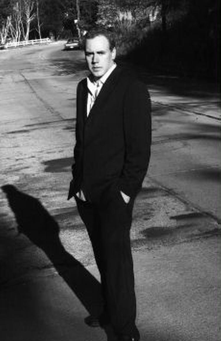 »Jeg hader Patrick Bateman, fordi han er blevet et ikon. Han og  American Psycho  vil altid definere mig, selv når jeg er død«, siger Bret Easton Ellis irriteret fra sin etværelses på Manhattan, som han gerne vil bytte ud med mere plads. 
