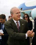 Præsident Bushs toprådgiver, Karl Rove, er ikke tiltalt i Plame-sagen, men Roves rolle efterforskes fortsat. - Foto: AP 