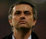 José Mourinho undrer sig over Arsenals manager. - Foto: AP 