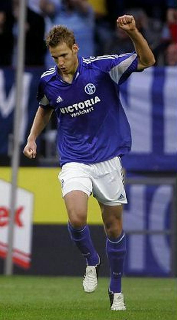 Målkongen Søren Larsen. - Arkivfoto: AP. 