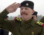 Ezzat Ibrahim al-Duri, som var Saddam Husseins næstkommanderende, meldes nu død - Foto: AP 