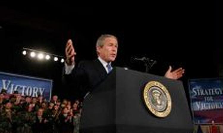 Den amerikanske præsident Bush afviser at have manipuleret med oplysninger om grundlaget for Irak-krigen - Foto: AP 