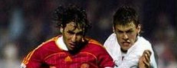 Raúl (t.v.) og Spanien er klar til VM. - Foto: AP. 