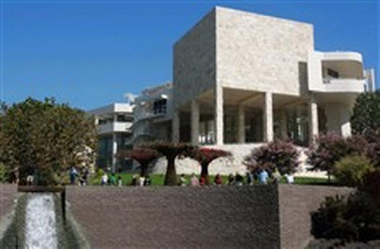 Medarbejdere fra det prestigefyldte The Getty Museum i Los Angeles er havnet i fedtefadet i det italienske retsmaskineri. - Arkivfoto: AP 