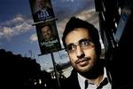 Dansk Folkeparti og de radikale har fundet sammen for første gang. Det er sket i Høje Taastrup, hvor de radikales Nadeem Farooq er gået sammen med DF eren Lars Prier.   Foto: Thomas Borberg 