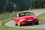 Mazda MX-5 -stort set uændret i det ydre her i 3. generation. Foto: Mazda 