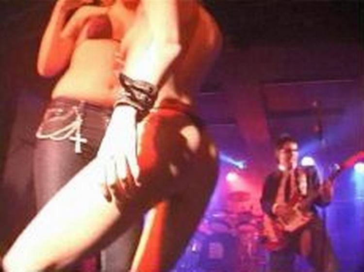 En stripklub-ejer i Schweiz kom til at brænde sin klub af, da han ville bevise at den var brandsikker - Arkivfoto: Ole Frederiksen 