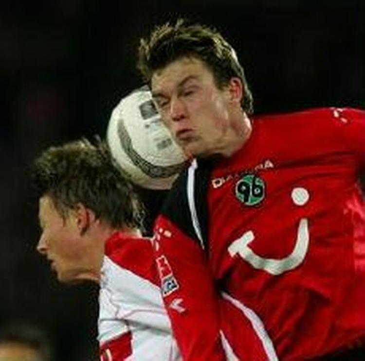 Jon Dahl fightede sig til to mål mod Hannover i søndags. - Foto: AP. 