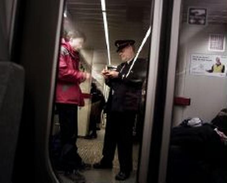 Dansk Jernbaneforbund truer med konflikt, efter DSB lægger op til fyringer blandt togpersonalet. - Arkivfoto: Claus Lunde 