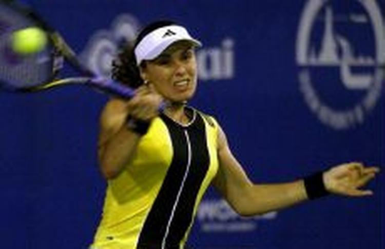Marina Hingis forsøger overraskende endnu et comeback til toptennis. - Arkivfoto: AP 