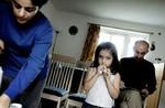 Flygtninge lever for blot 1.859 kroner om måneden, så der er ikke plads til ekstra forbrug. Det var også tilfældet med Masoud Rahimzadeh og hans familie, da de flyttede til Herfølge. - Arkivfoto: Pelle Rink 