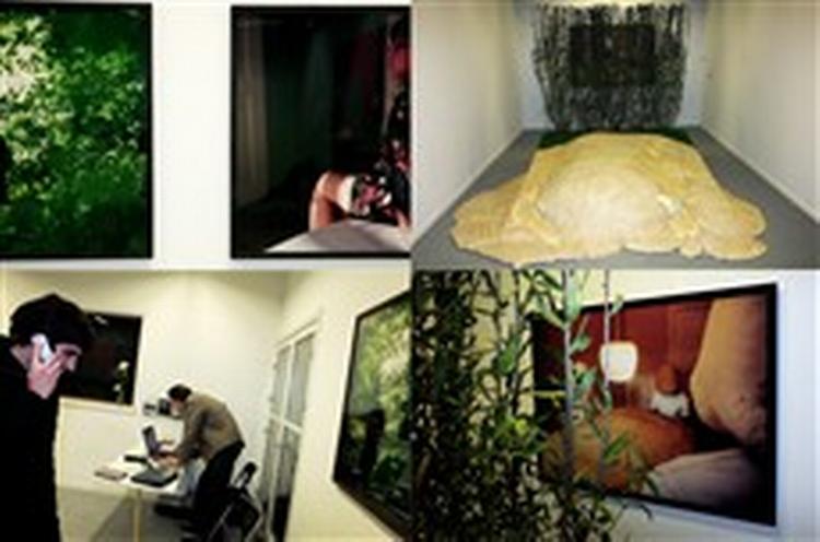 Ax12 er et af de nye københavnske gallerier, der ikke har adresse på Bredgade eller Bryggen, men som har bosat sig midt i byen i et højt tårn på Axeltorv 12. - Foto: Martin Lehmann 