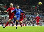 Sami Hyypia og resten af Liverpools forsvar er ved at overhale en imponerende rekord for Liverpool. - Foto: AP 