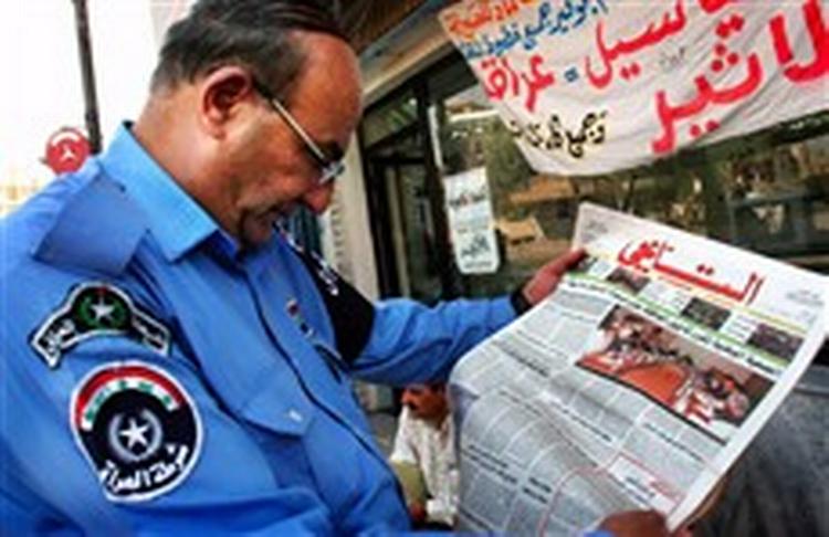 Betalt journalistik og tvivlsom omgang med sandheden er i dag reglen og ikke undtagelsen i Irak, siger medieekspert. Bl.a. USA betaler for nyheder, der sætter dem i et godt lys  Foto: AP 
