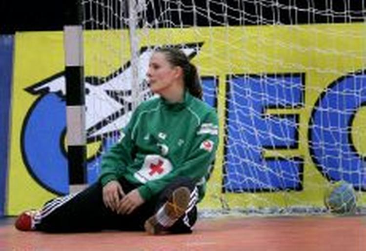 Målvogter Karin Mortensen stod en fremragende anden halvleg mod Ukraine. - Foto: Lars Poulsen 